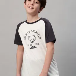 Cantabil Boys Colourblocked Raw Edge T-shirt-picture-24