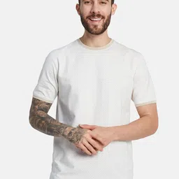 Octave Geometric Printed Cotton T-shirt-image-53