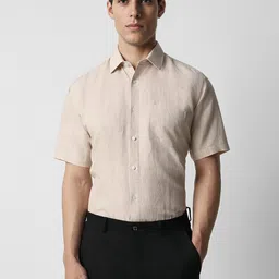 Van Heusen Checked Spread Collar Formal Shirt-image-29