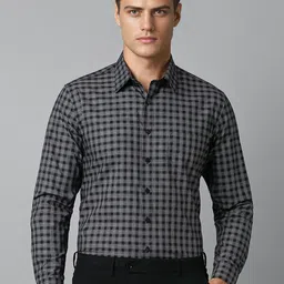 Louis Philippe Men Slim Fit Opaque Checked Formal Shirt-image-56