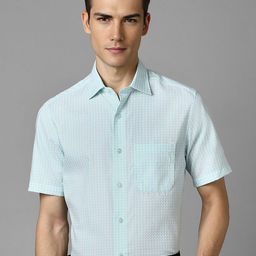 Louis Philippe Spread Collar Short Sleeves Cotton Regular Fit Checked Formal Shirt-image-82