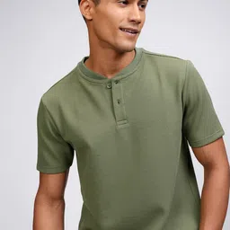 HIGHLANDER Men Self Design Henley Neck Relaxed Fit T-shirt-image-92