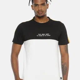 Campus Sutra Men White & Black Colourblocked T-shirt-image-33