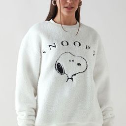 Bewakoof Plus Peanuts Merchandise Women Embroidered Oversized Plus Size Sweatshirt-image-31