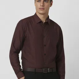 V Dot Men Spread Collar Geometric Printed Cotton Formal Shirt-image-56