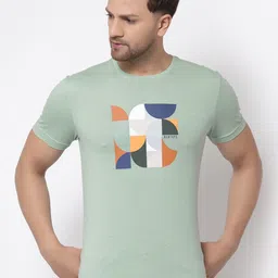 Red Tape Men Green Printed T-shirt-image-62