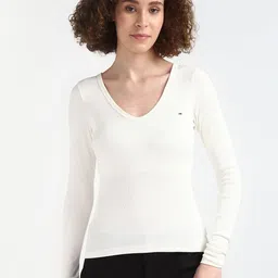 Tommy Hilfiger V Neck Textured Full Sleeves Slim Fit Cotton T-shirt-image-18