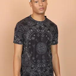 HIGHLANDER Graphic Printed Slim Fit T-shirt-image-40