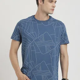 Turtle Abstract Printed Round Neck Cotton Slim Fit T-shirt-image-30