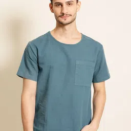 The Lifestyle Co Men Pocket Detailing T-shirt-picture-5