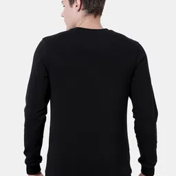t-base Graphic Printed Pullover image 5