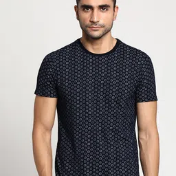 Turtle Men Navy Blue Printed Pure Cotton Slim Fit T-shirt-image-24