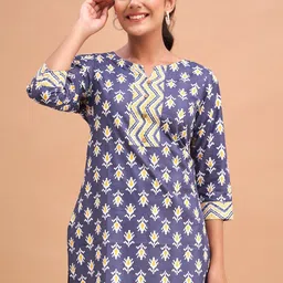 FERANOID Floral Printed Round Neck Pure Cotton Straight Kurti-image-79