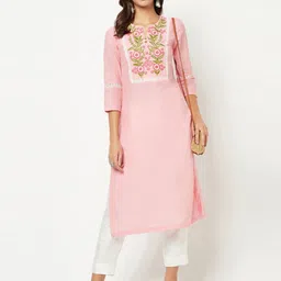 BARARA ETHNIC Floral Yoke Design Thread Work Pure Cotton Kurta-image-92
