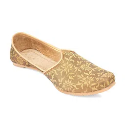 DESI COLOUR Men Gold-Toned Printed Mojaris-picture-2