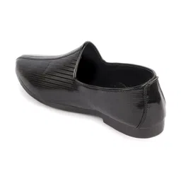 FAUSTO Men Textured Lightweight Mojaris image 3