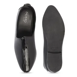 FAUSTO Men Textured Lightweight Mojaris image 5