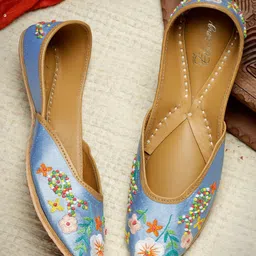 ELANBERG Ethnic Embellished Square Toe Mojaris-24