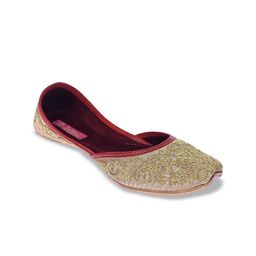 Fulkari Women Embellished Ethnic Mojaris-image-55