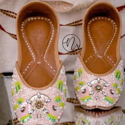 NR By Nidhi Rathi Women Square Toe Embellished Ethnic Mojaris-picture-42