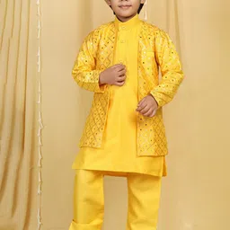 Aj DEZInES Boys Band Collar Kurta with Pyjamas & Jacket-52