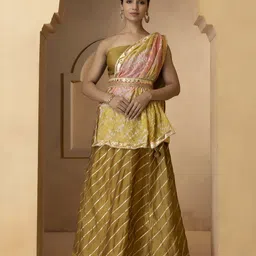 Geroo Jaipur Gold-Toned & Green Semi-Stitched Lehenga & Unstitched Choli Stitch-image-75