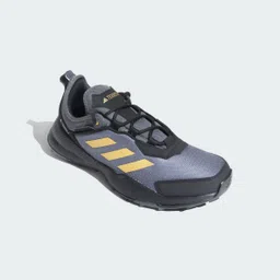 adidas QUESTIT LOW image 5