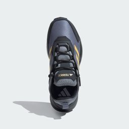 adidas QUESTIT LOW image 3