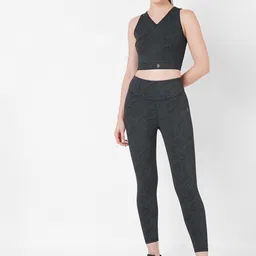 BODD ACTIVE Self Design V-Neck Crop Top With Tights-24