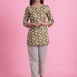 Prakrti Printed Cotton Tunic With Trousers Set-image-31
