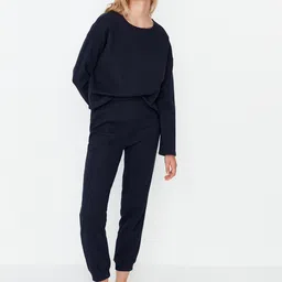 Trendyol Round Neck T-Shirt & Pyjamas-image-32