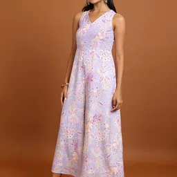 Vishudh Printed V-Neck Sleeveless Basic Basic Jumpsuit With Cape image 3