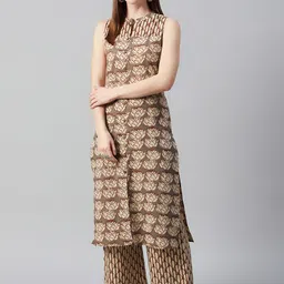 anayna Women Beige & Maroon Printed Kurta with Palazzos-picture-12