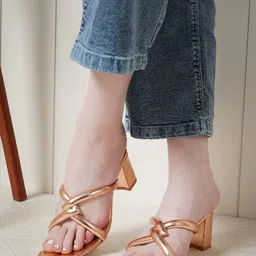 ZENVO Party Block Pumps with Bows-44