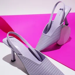 THE WHITE POLE Textured Pointed Toe Slim Mules With Backstrap-8
