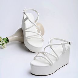 Shoetopia Girls Flatform Heels with Buckles-52