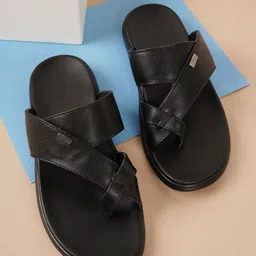 SAPATOS Men Textured Comfort Sandals-image-15