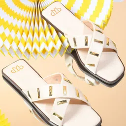 THE WHITE POLE Open Toe Flats-image-41