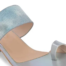 CLOG LONDON Textured Open One Toe Block Heels image 2