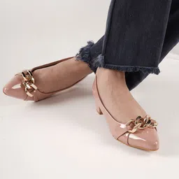 DressBerry Pointed Toe Block Pumps-27