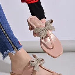 Shoetopia Girls Embellished Open Toe Block Heels With Bow-8