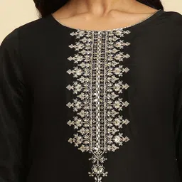 W Ethnic Motifs Yoke Design Regular Thread Work Kurta With Trousers & Dupatta image 2