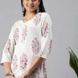 SHOWOFF Women White & Pink Floral Embroidered Sequinned Kurta With Trousers-picture-40