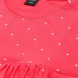 AV2 Red Print Top image 4