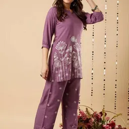 TRENDSWILL Notch Neck Floral Embroidered Regular Thread Work Kurti with Palazzos-51