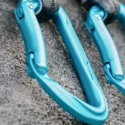edelrid Pure Set II 18CM Quickdraws with Keylock Closure System Climbing Quickdraw image 4