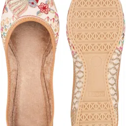 Jutis For Women-image-59