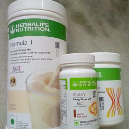F1 SHAKE VANILLA FLAVOUR, PROTIEN POWDER AND ELAICHI AFRESH vanilla, soy, elaichi Powder-image-94