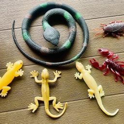 Rubber snake lizards gang toys-image-34