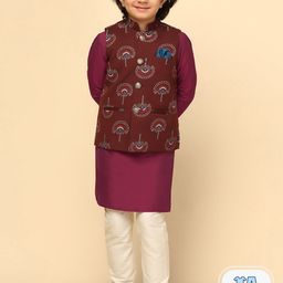 KISAH Boys Mandarin Collar Kurta With Pyjamas & Thread Work Nehru Jacket-13